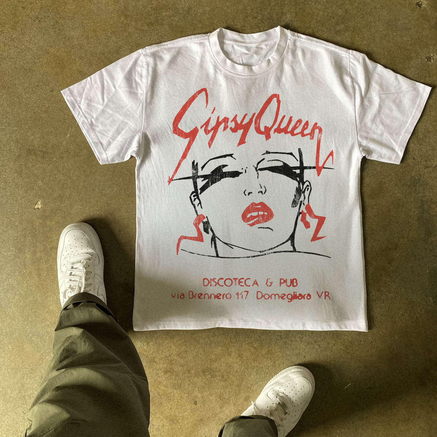 GIPSY QUEEN HEAVYWEIGHT WHITE T-SHIRT
