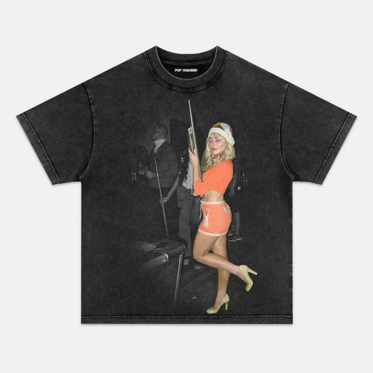 Sabrina Carpenter TEE 7.8