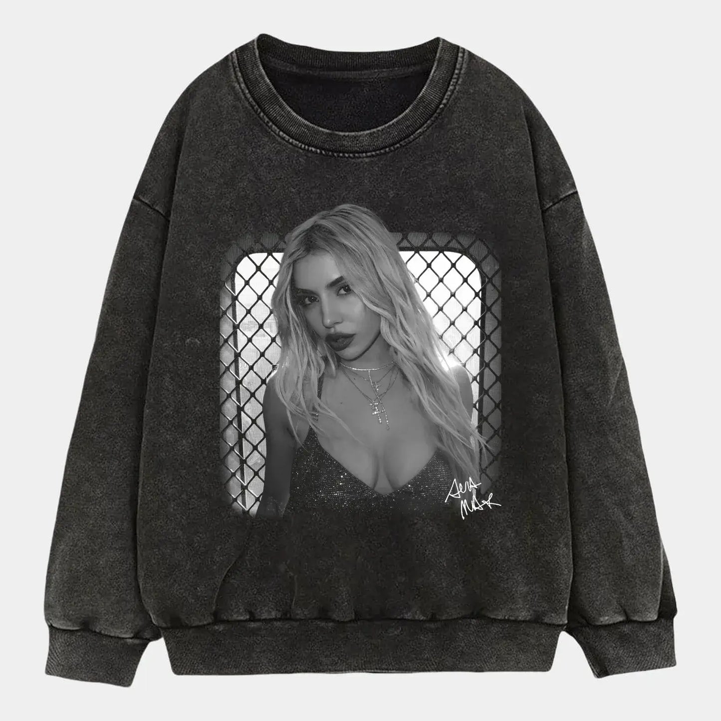 Ava Max 4.10 Tee