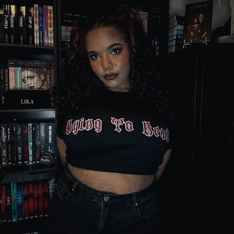 Dying to Read Tee