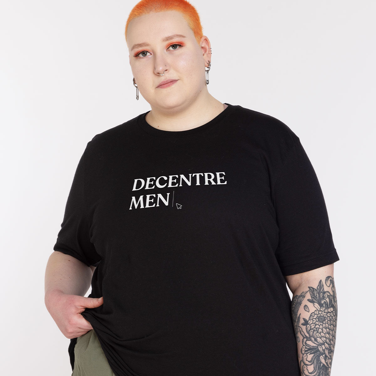 Decentre Men T-Shirt