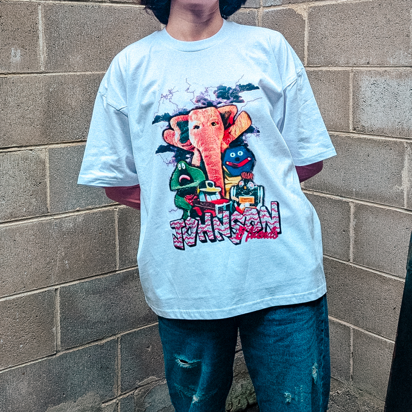 Johnson & Friends Oversized Tee