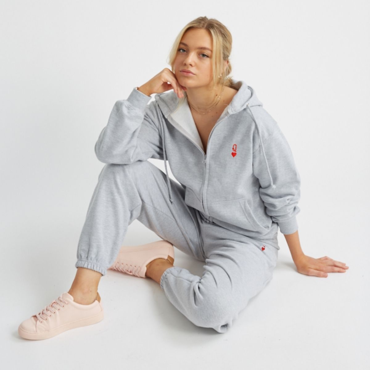 Queen Tiny Embroidery Detail Zipped Hoodie