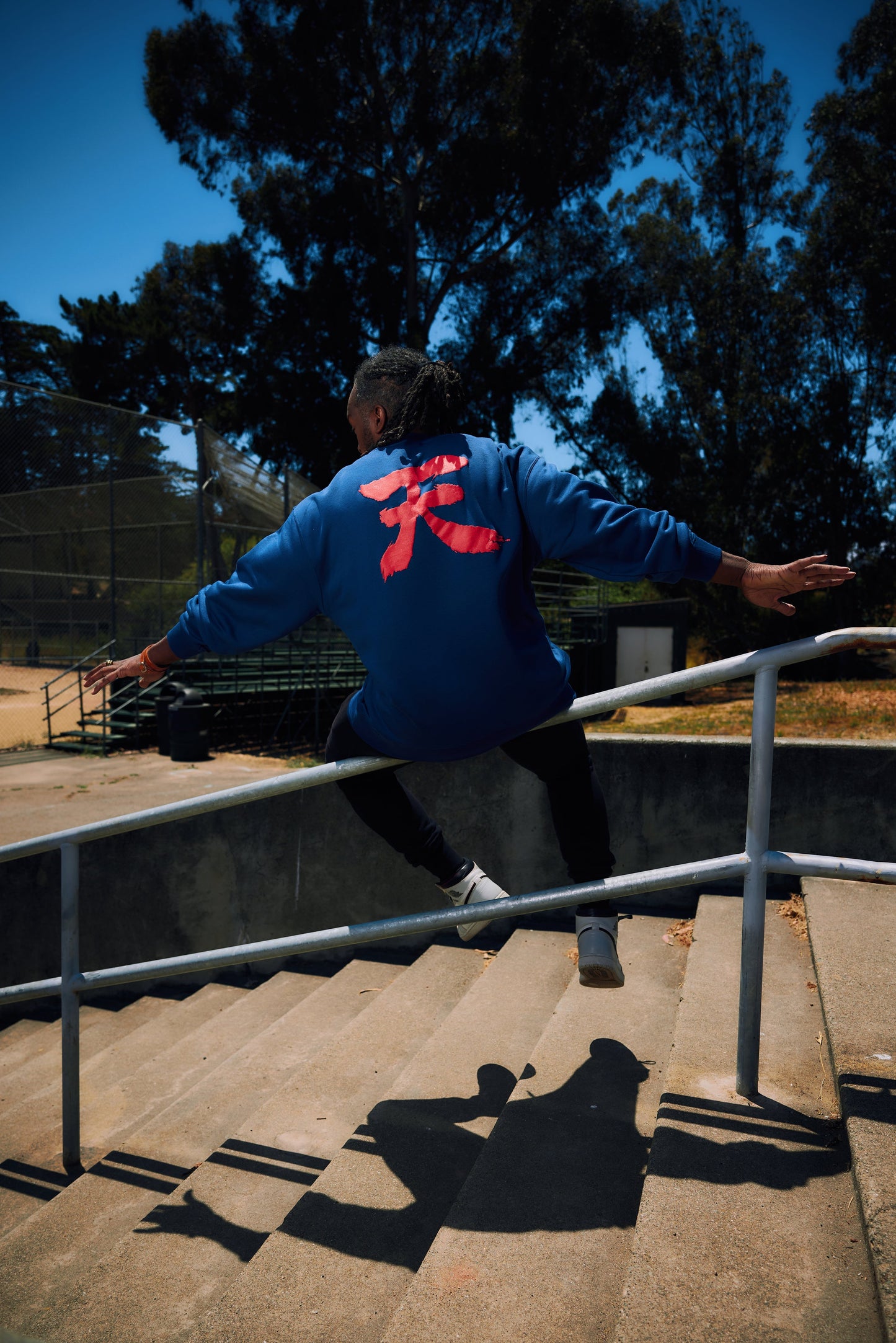 STREET FIGHTER - 'Akuma Heaven' Premium Crew Neck Sweatshirt - Navy