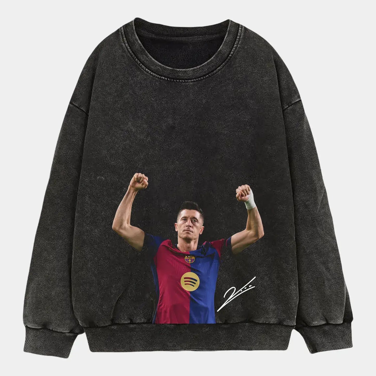 Robert Lewandowski V2 TEE