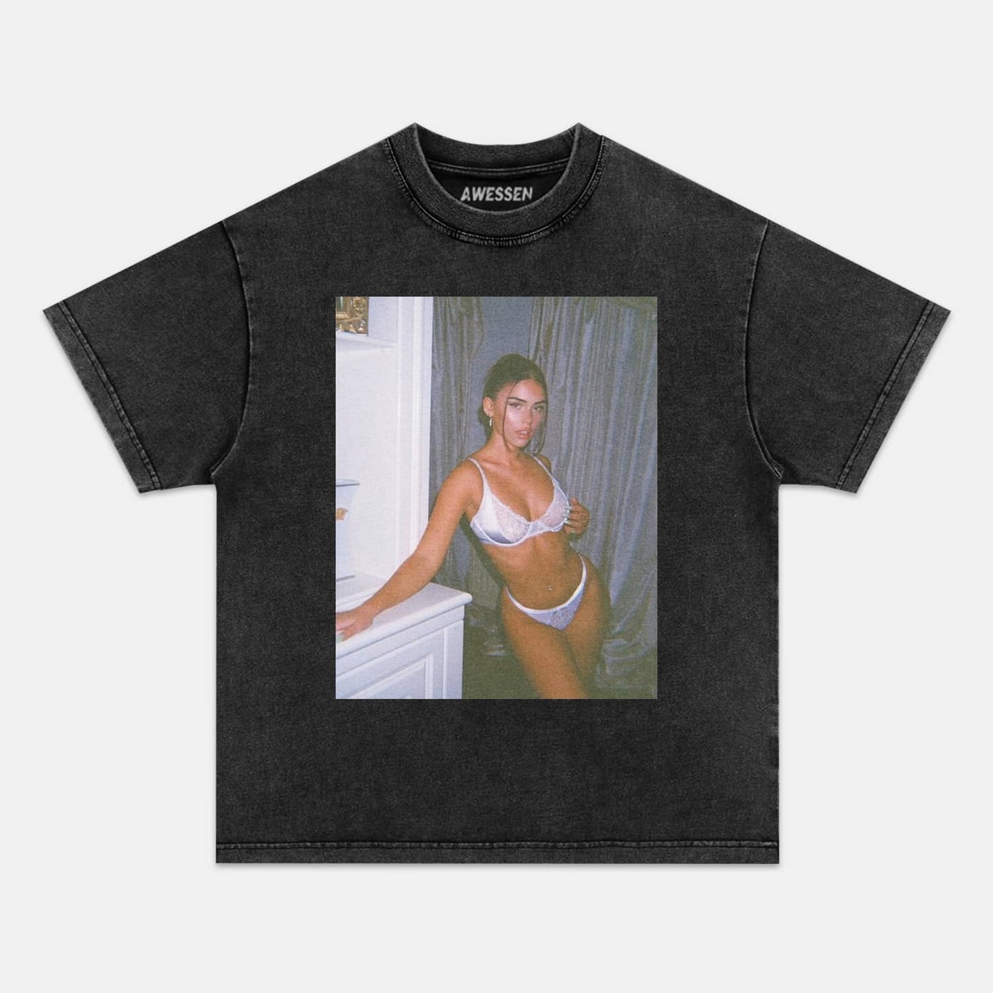 LEAH HALTON TEE
