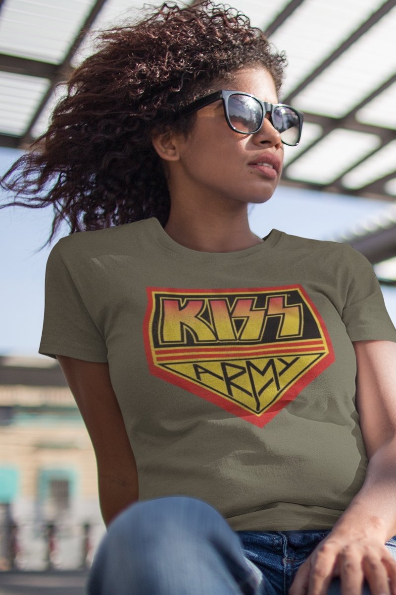 KISS KISSarmygreen Boyfriend Tee