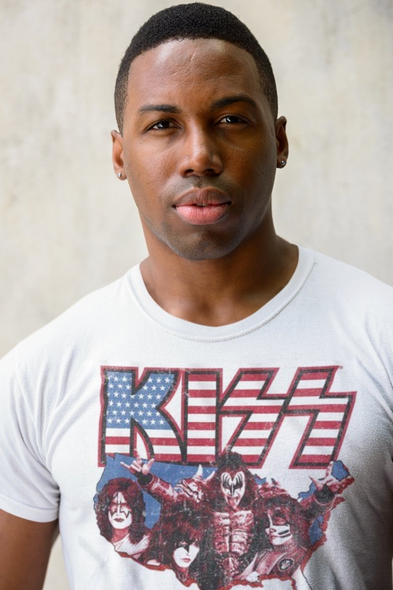 Kiss Shout T-Shirt