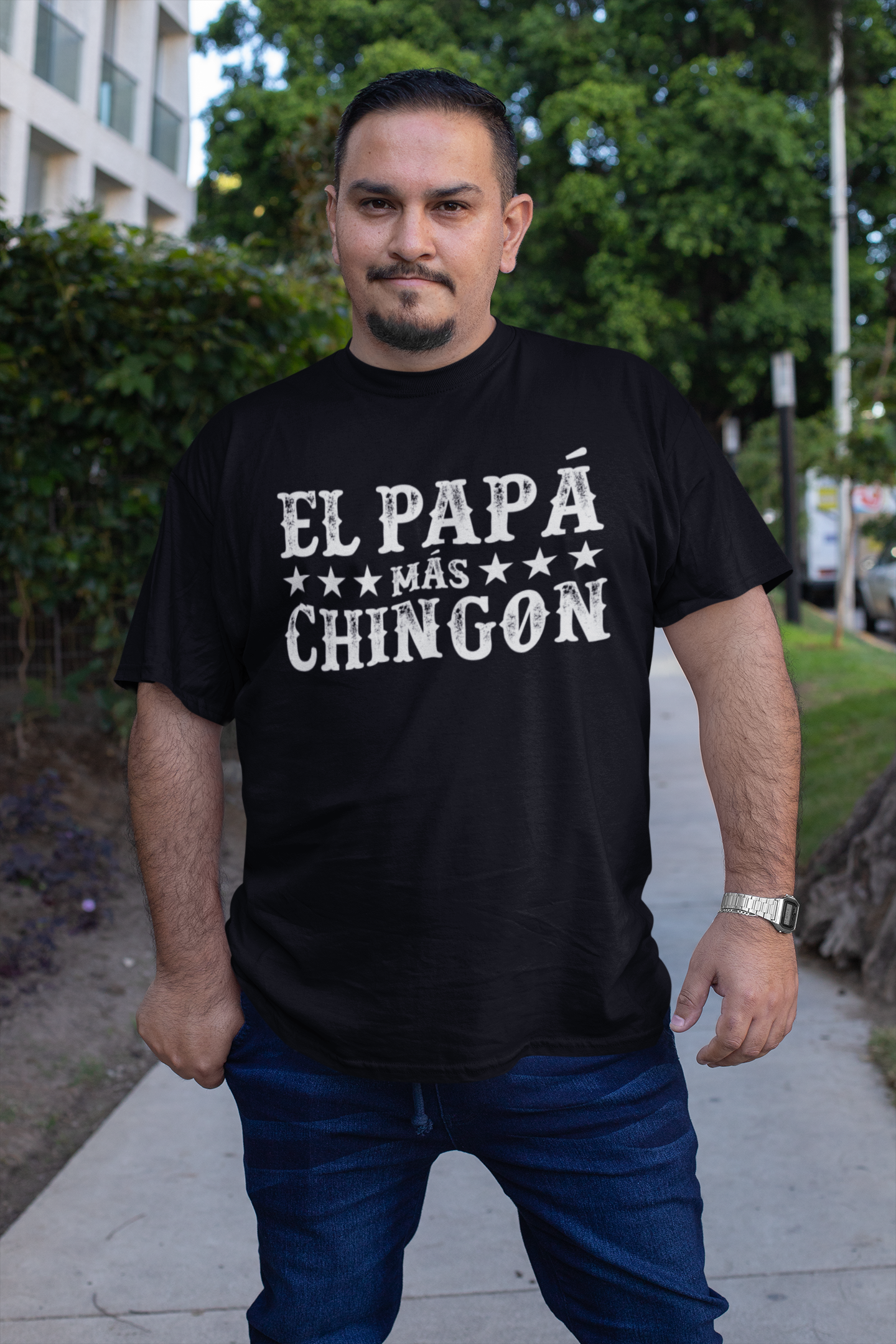El PapÃ¡ MÃ¡s ChingÃ³n Latino T-Shirt